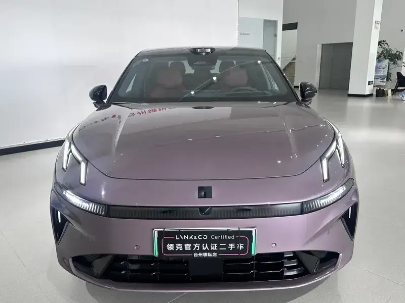 2026 Lynk & Co 07 с пробегом 18 000 км