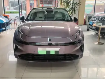 2026 Lynk & Co 07 с пробегом 200 км