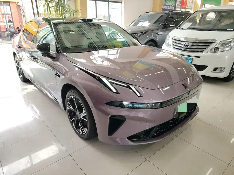 2026 Lynk & Co 07 с пробегом 200 км