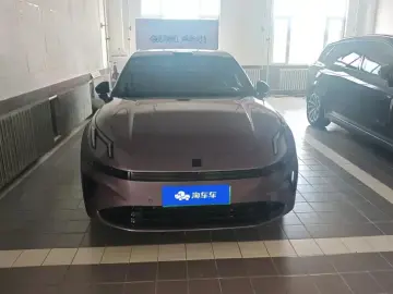 2026 Lynk & Co 07 с пробегом 2 000 км