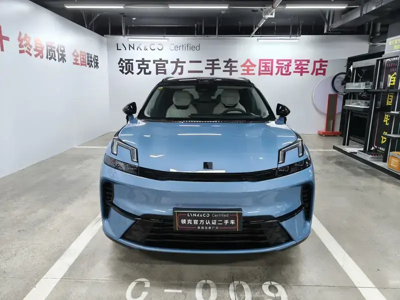 2026 Lynk & Co 08 с пробегом 8 000 км
