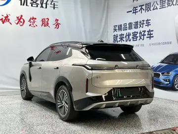 2023 Lynk & Co 08 с пробегом 77 000 км