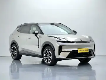 2026 Lynk & Co 08 с пробегом 2 800 км