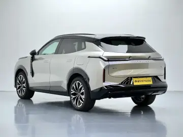 2026 Lynk & Co 08 с пробегом 2 800 км