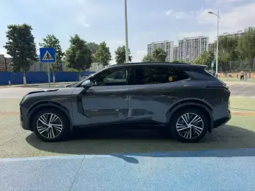 2023 Lynk & Co 08 с пробегом 61 000 км
