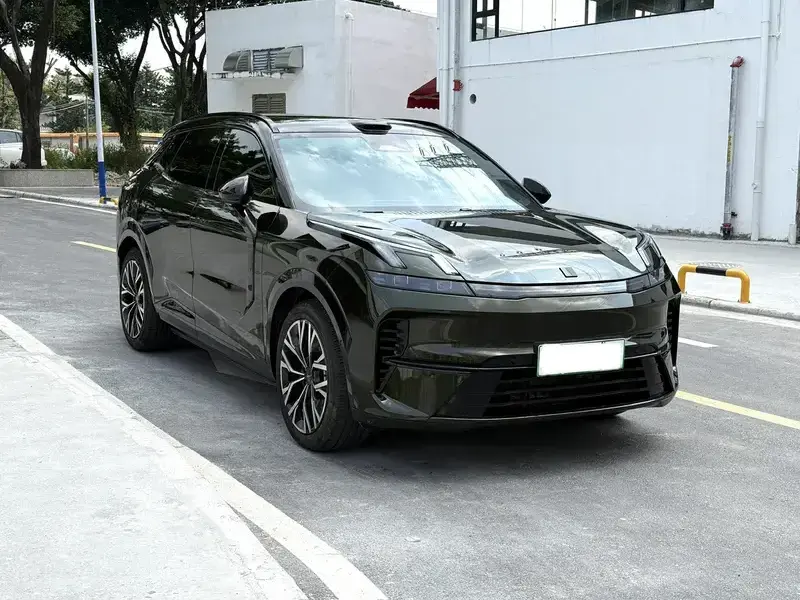 2026 Lynk & Co 08 с пробегом 14 000 км