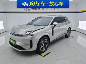 Lynk & Co 08