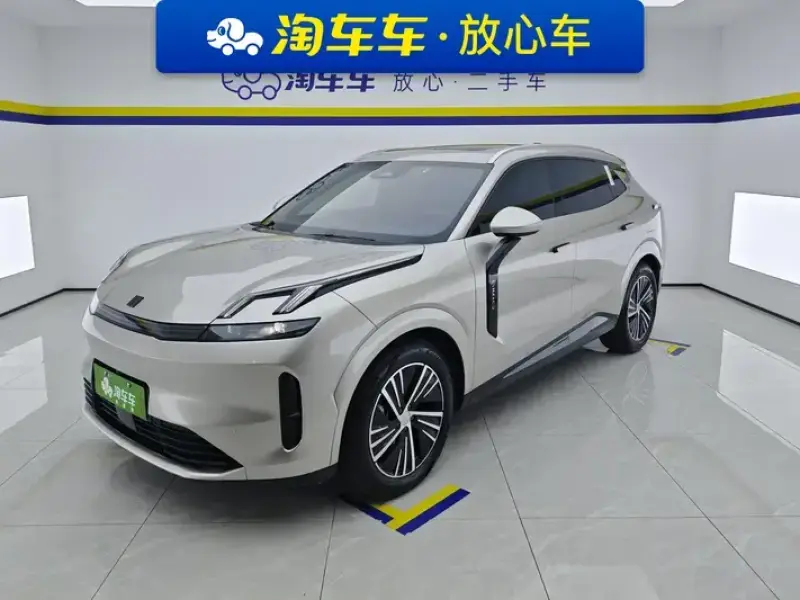 2023 Lynk & Co 08 с пробегом 46 000 км