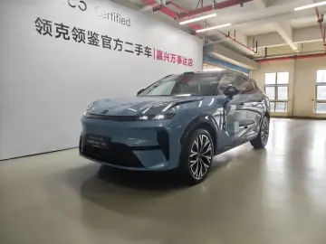 Lynk & Co 08