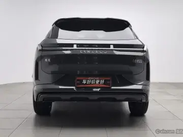 2026 Lynk & Co 08 с пробегом 7 500 км