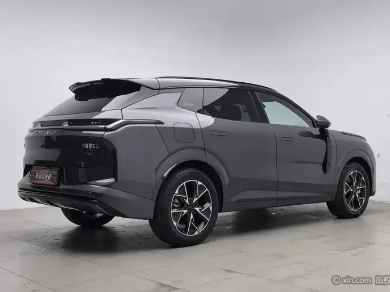 2026 Lynk & Co 08 с пробегом 7 500 км