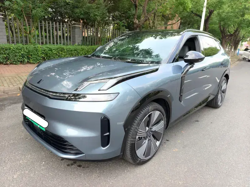 2025 Lynk & Co 08 с пробегом 29 000 км