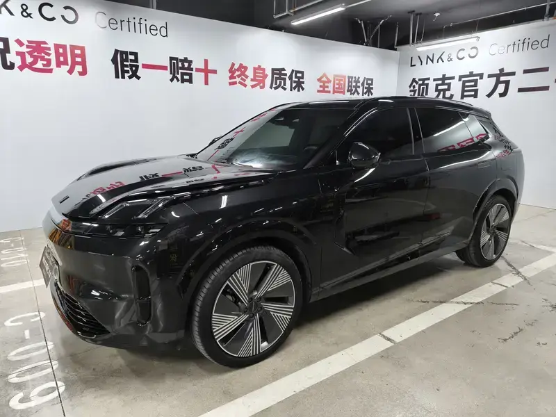 2023 Lynk & Co 08 с пробегом 24 000 км