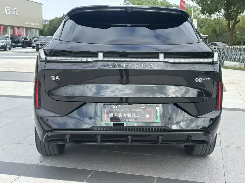 2023 Lynk & Co 08 с пробегом 40 000 км