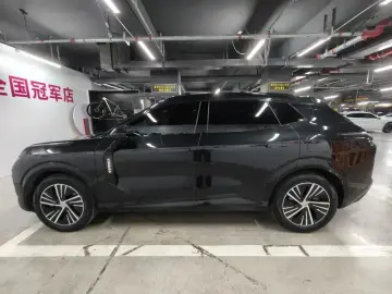 2023 Lynk & Co 08 с пробегом 26 000 км