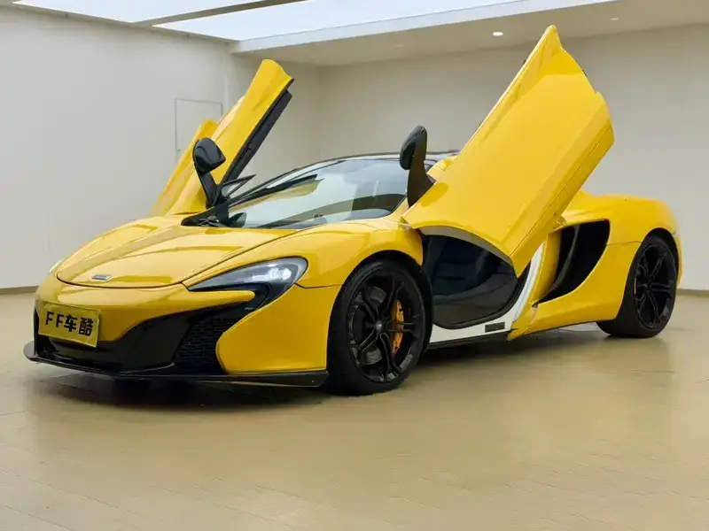 2013 McLaren MP4-12C с пробегом 30 000 км