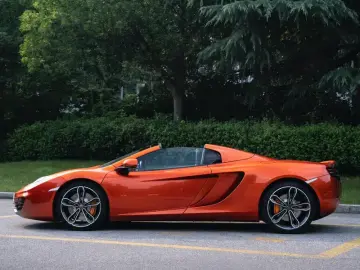 2013 McLaren MP4-12C с пробегом 19 000 км