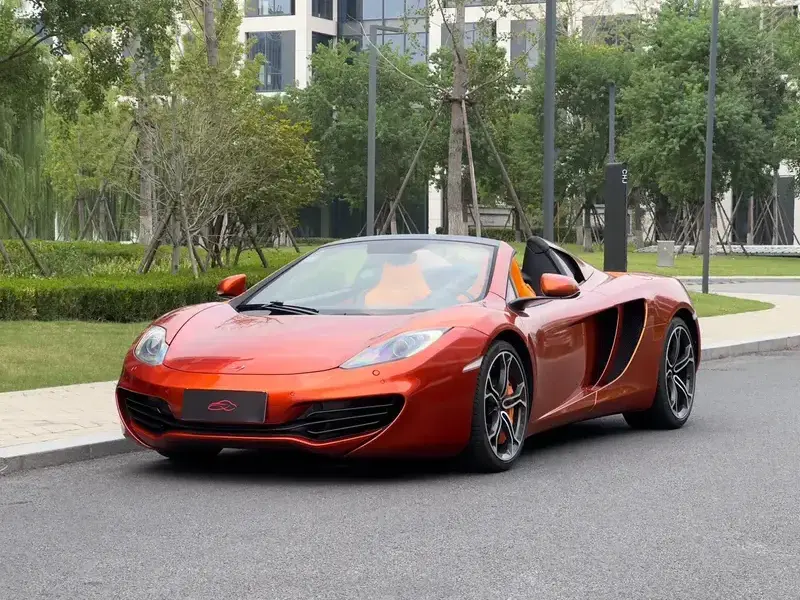 2013 McLaren MP4-12C с пробегом 19 000 км