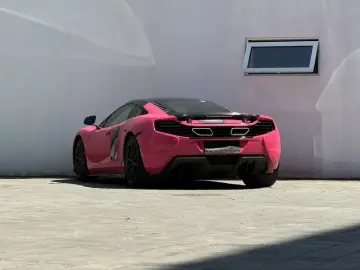 2013 McLaren MP4-12C с пробегом 30 000 км