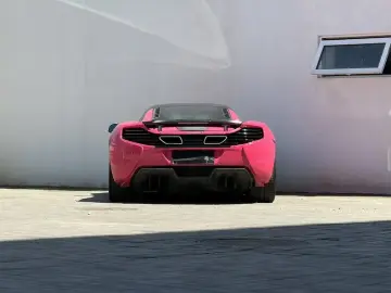 2013 McLaren MP4-12C с пробегом 30 000 км