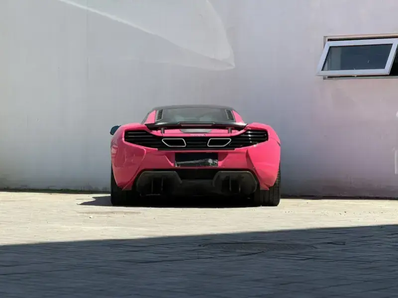 2013 McLaren MP4-12C с пробегом 30 000 км
