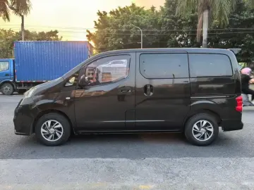 2018 Nissan NV200 с пробегом 120 000 км
