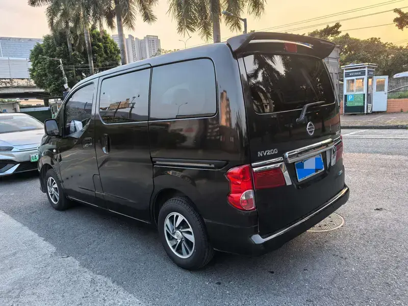 2018 Nissan NV200 с пробегом 120 000 км