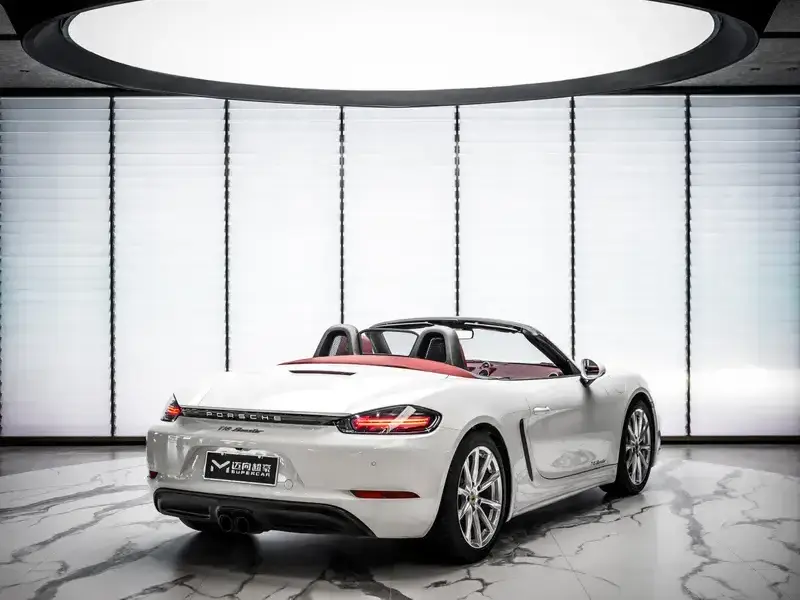 2020 Porsche 718 Spyder с пробегом 23 000 км