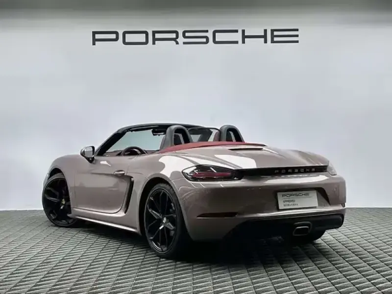 2023 Porsche 718 Spyder с пробегом 33 000 км