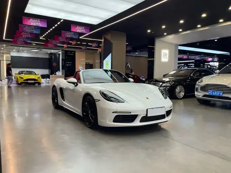 2023 Porsche 718 Spyder с пробегом 5 000 км