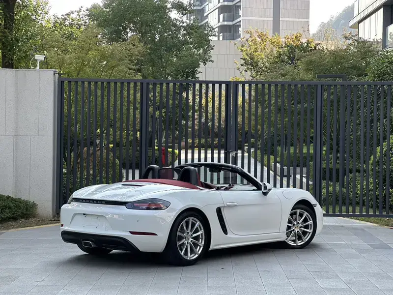 2022 Porsche 718 Spyder с пробегом 44 000 км