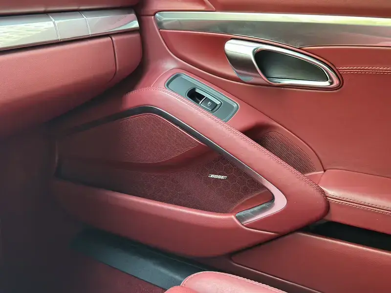 2022 Porsche 718 Spyder с пробегом 44 000 км