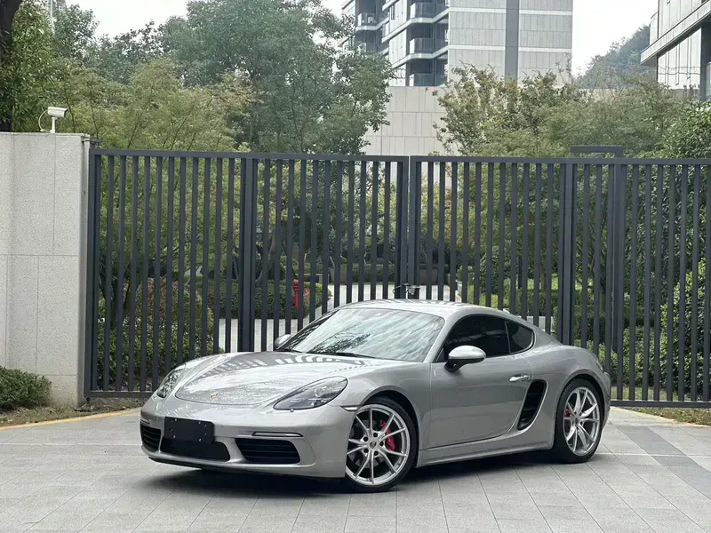 2023 Porsche 718 Spyder с пробегом 61 000 км