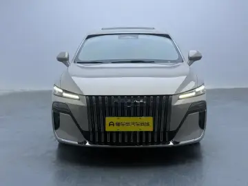 2025 Roewe M7 с пробегом 22 700 км