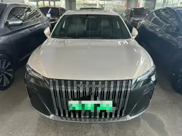 2025 Roewe M7 с пробегом 23 000 км
