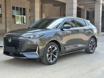2022 Changan UNI-K с пробегом 35 900 км