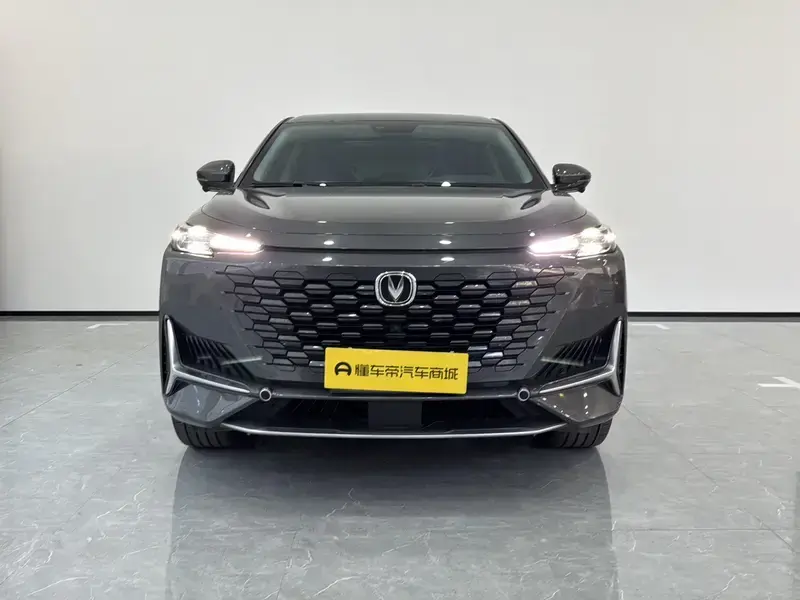 2022 Changan UNI-K с пробегом 58 400 км