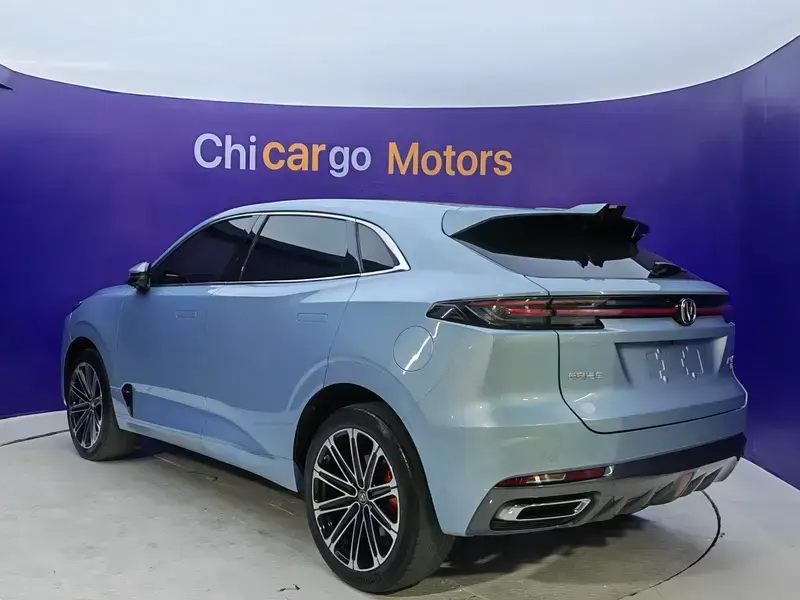 2022 Changan UNI-K с пробегом 19 000 км