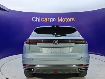 2022 Changan UNI-K с пробегом 19 000 км