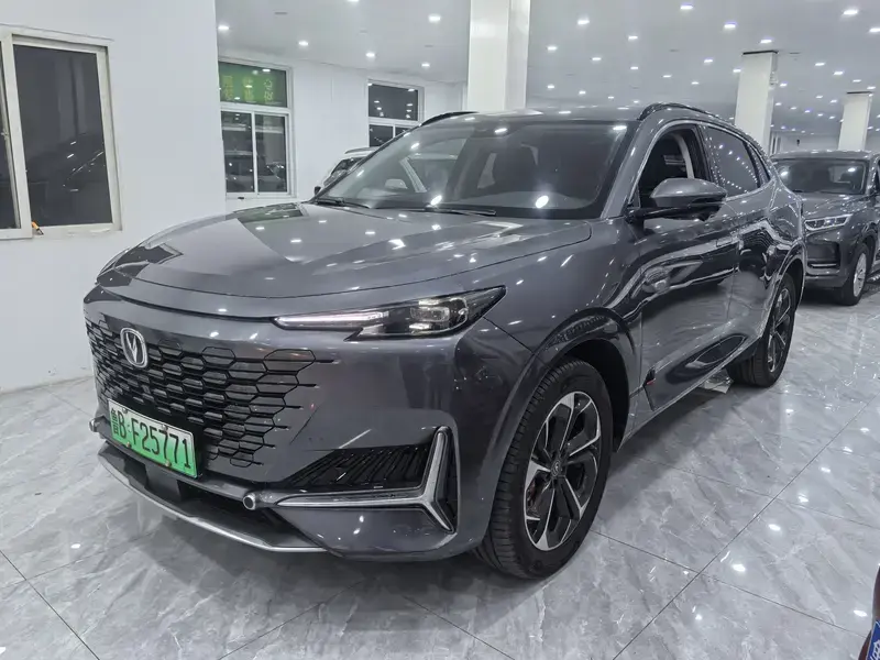 2022 Changan UNI-K с пробегом 40 000 км
