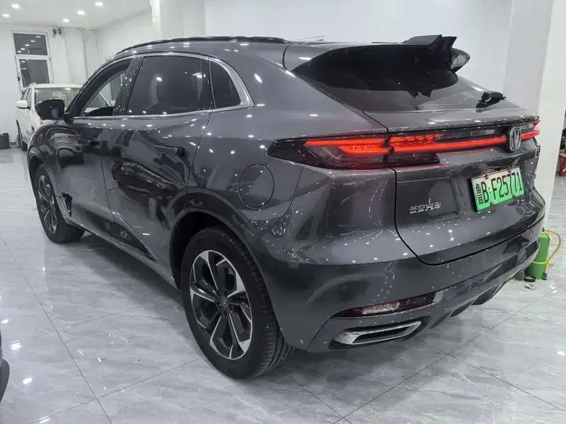 2022 Changan UNI-K с пробегом 40 000 км