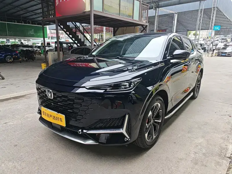 2022 Changan UNI-K с пробегом 63 100 км