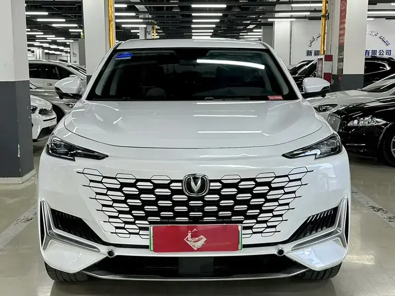 2022 Changan UNI-K с пробегом 59 000 км