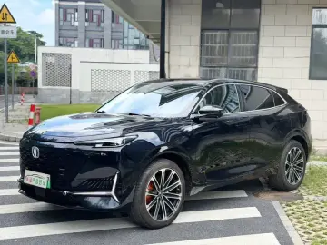 2022 Changan UNI-K с пробегом 68 000 км
