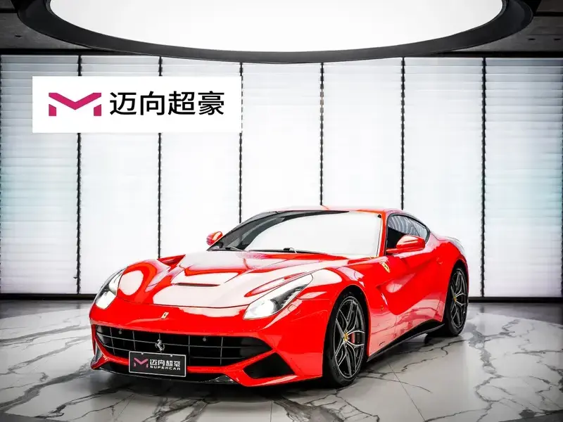 2013 Ferrari F12 с пробегом 40 000 км