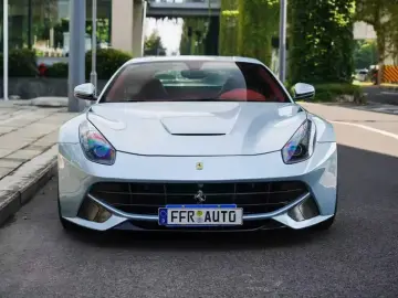 2013 Ferrari F12 с пробегом 41 300 км