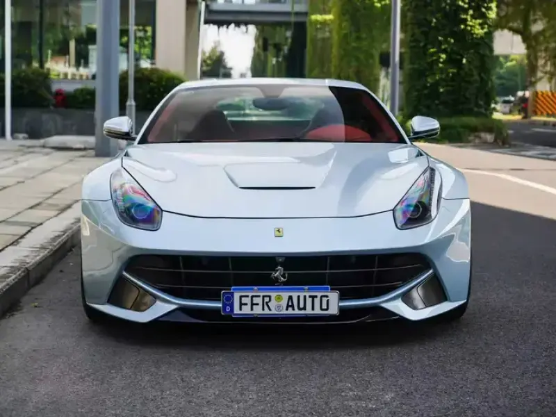 2013 Ferrari F12 с пробегом 41 300 км