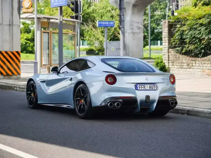 2013 Ferrari F12 с пробегом 41 300 км