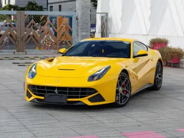 2013 Ferrari F12 с пробегом 36 000 км