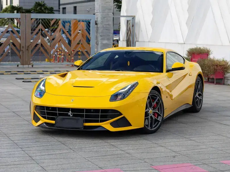 2013 Ferrari F12 с пробегом 36 000 км